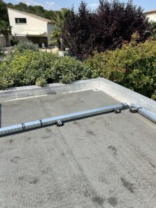 Pose d’une climatisation sur toit terrasse à Nîmes