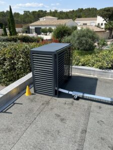 Pose d’une climatisation sur toit terrasse à Nîmes